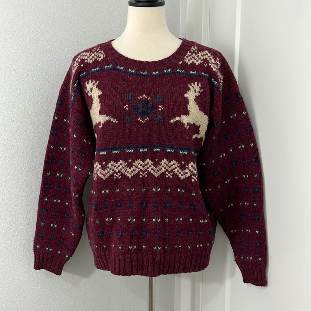 The Woolrich Vintage Large Wool Mohair Maroon Knit Reindeer Fair Isle Sweater - Picture 2 of 10